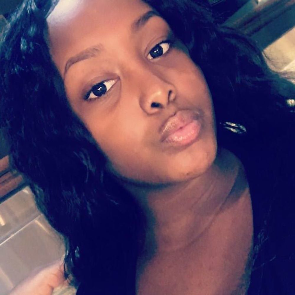 Meet your Posher, Lay